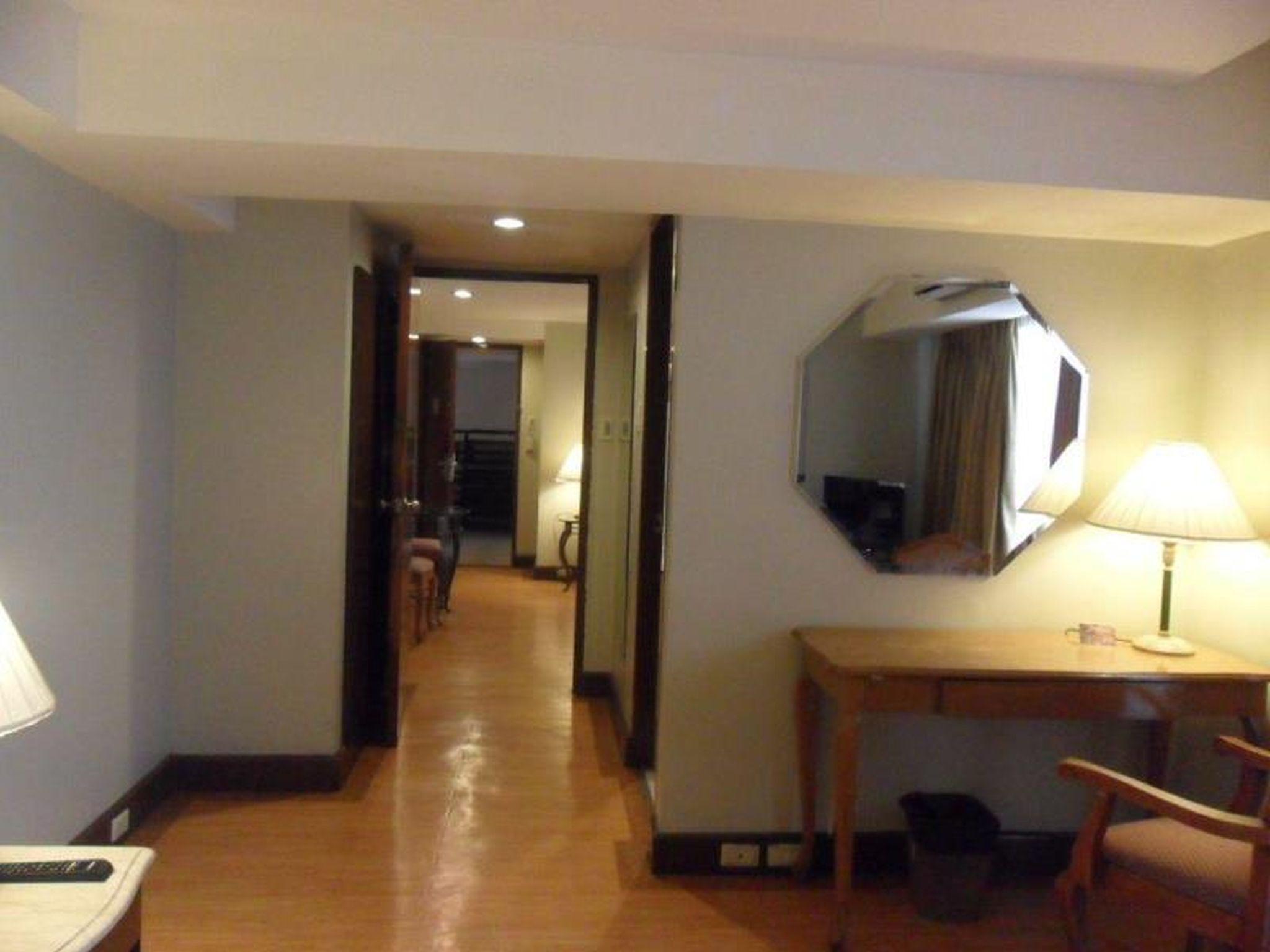 Atrium Hotel Pasay Exterior foto