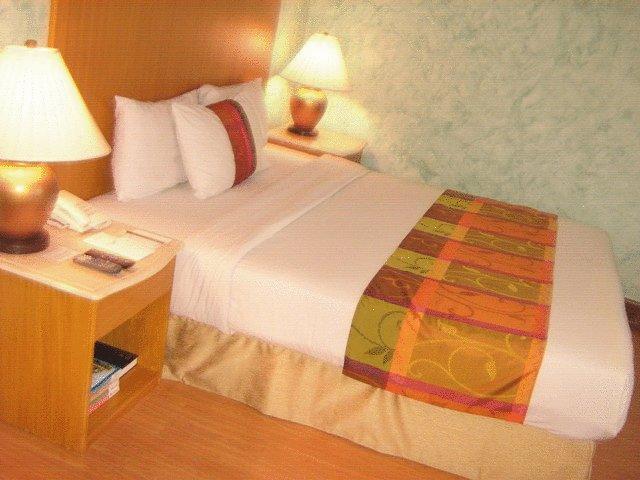 Atrium Hotel Pasay Zimmer foto