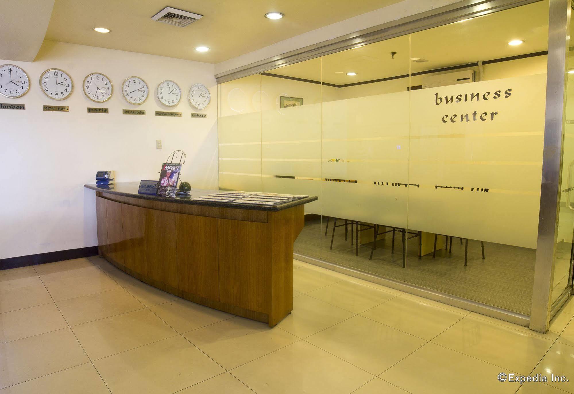 Atrium Hotel Pasay Exterior foto